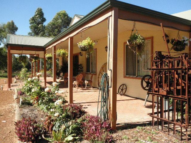 Enderslie House Bed & Breakfast Muchea Exterior photo